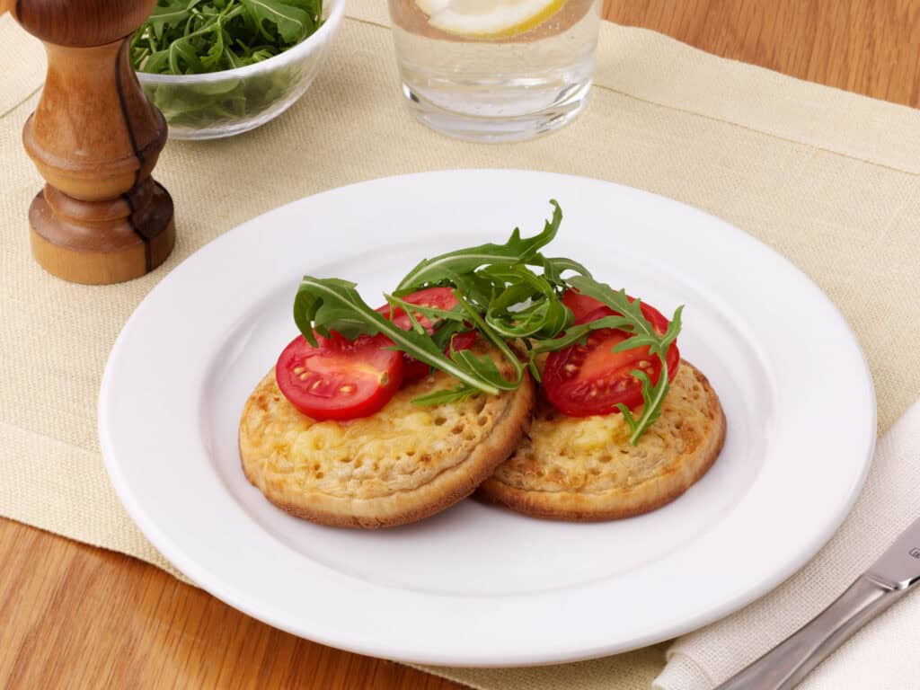 Cheesy Rocket & Tomato Crumpet Rounds